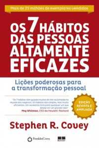 Livros sobre gestão de pessoas chamado "Os 7 hábitos das pessoas altamente eficazes", de Stephen R. Covey.